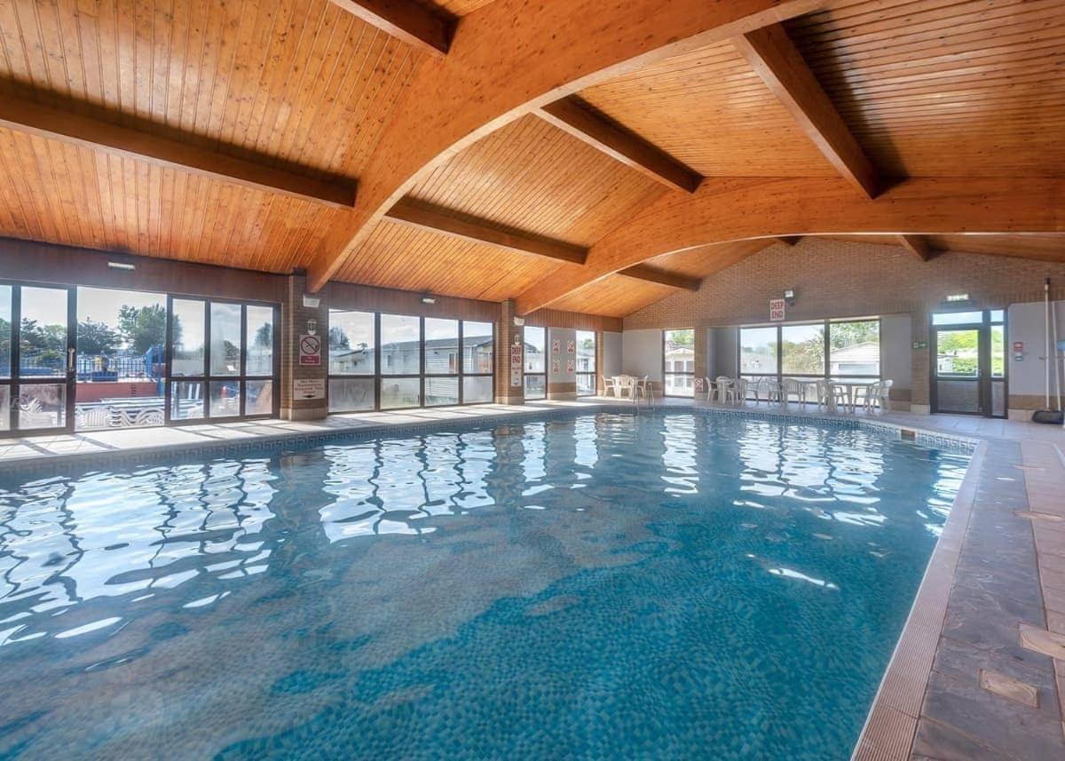 Riverside Caravan Holiday Park 보그너레지스 외부 사진